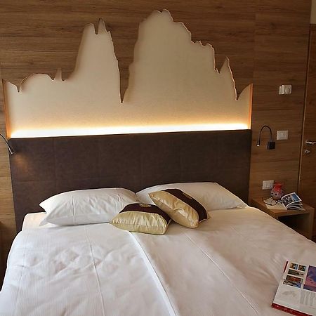 Botton D'Oro Delle Dolomiti Bed & Breakfast Vattaro ภายนอก รูปภาพ