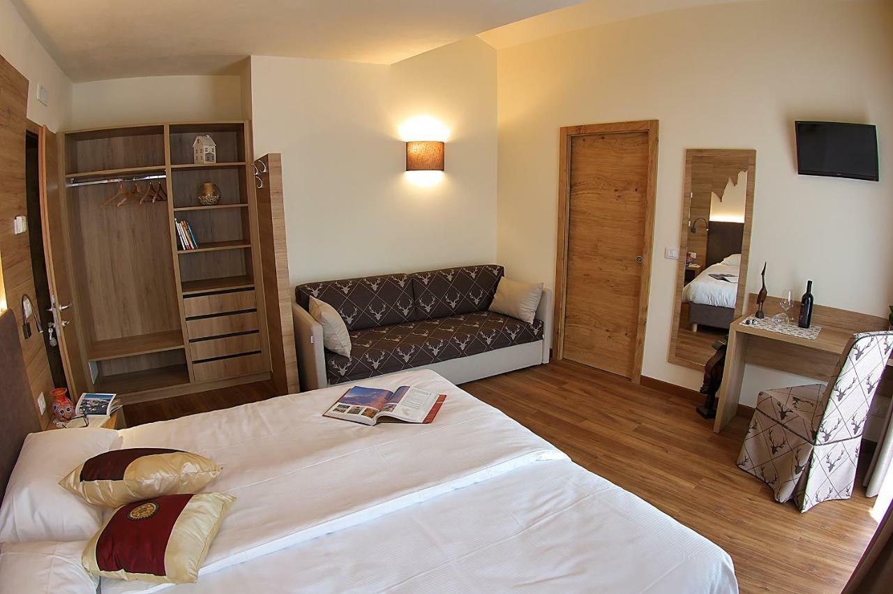 Botton D'Oro Delle Dolomiti Bed & Breakfast Vattaro ภายนอก รูปภาพ
